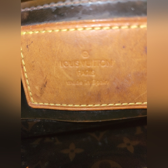 LOUIS VUITTON Monogram Sac Ambre MM w/ Pouch - Picture 14 of 16